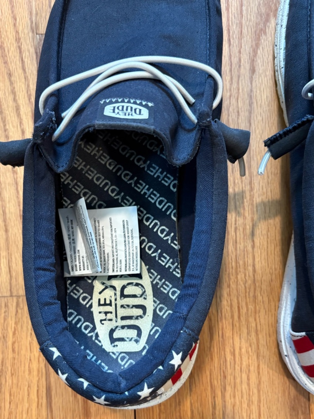 Men’s Hey Dudes size 13 EUC - Picture 4 of 8